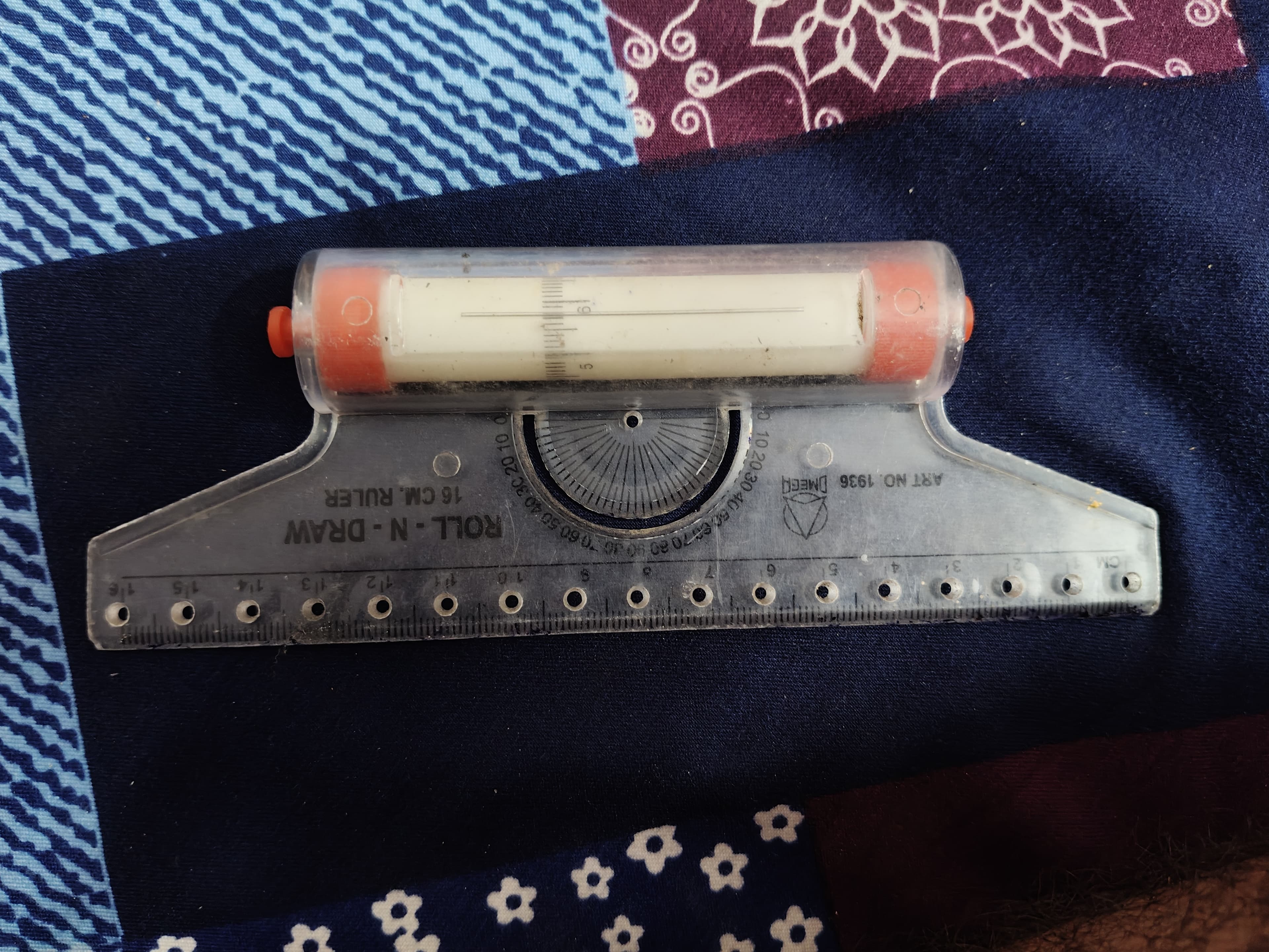 Roller scale